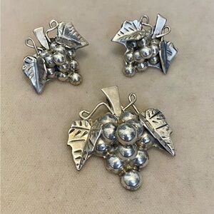 Vintage Taxco Sterling Silver Grape Brooch & Earrings Set 925 Mexico